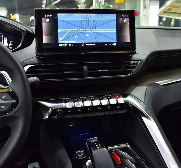 Peugeot 5008 GT ( 2024 Model ) in Silver Color GCC Specs