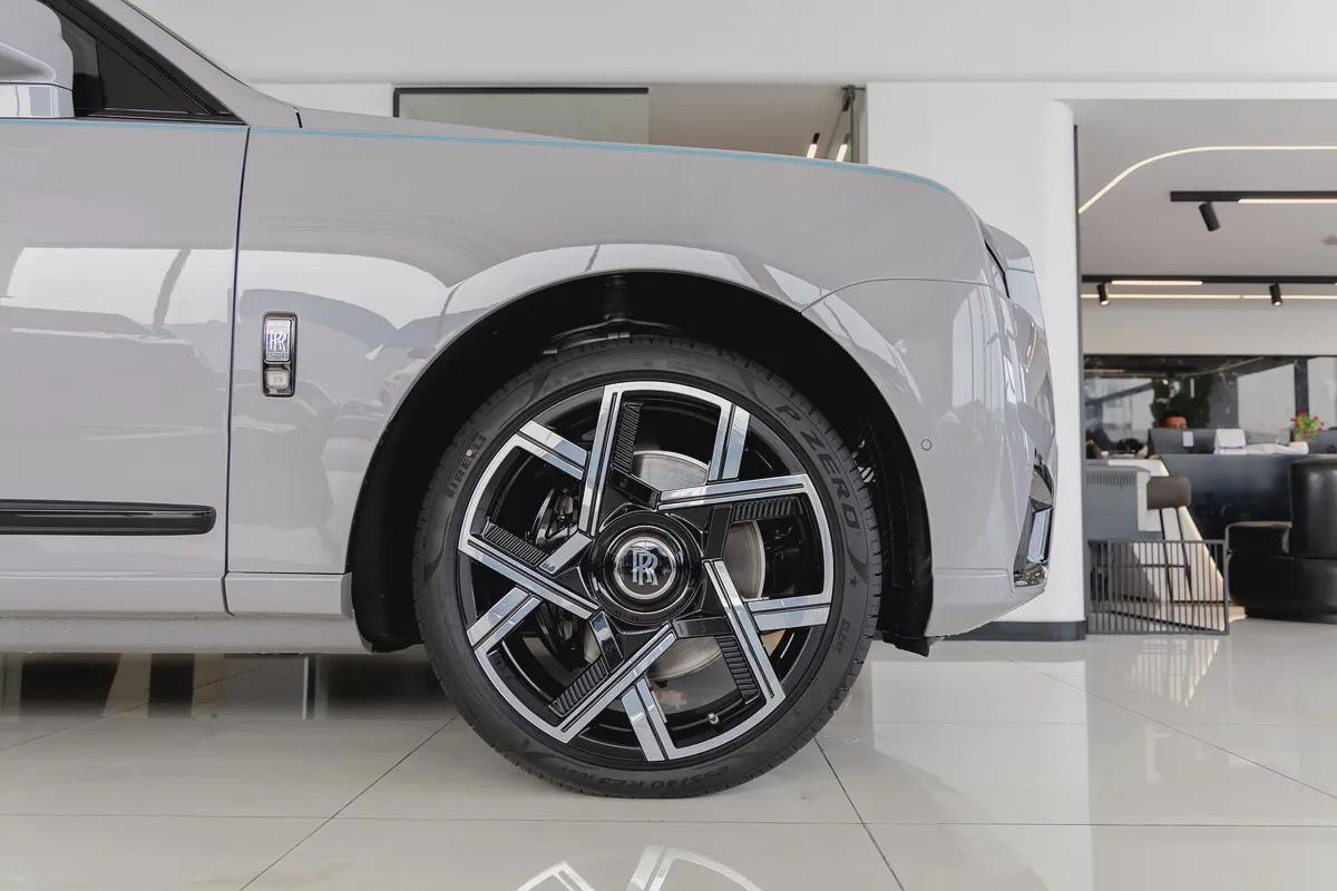 ROLLS ROYCE CULLINAN | BLACK BADGE | BESPOKE PREMIUM AUDIO | DUALITY SEATS | European Specs | 2026-7-7