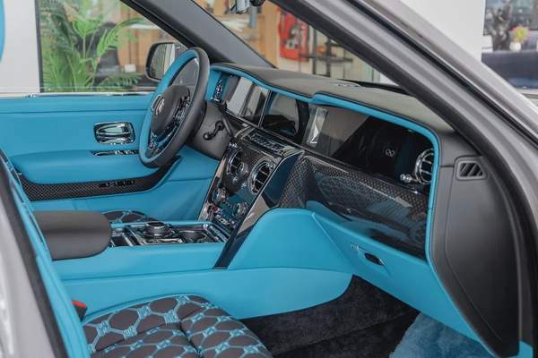 ROLLS ROYCE CULLINAN | BLACK BADGE | BESPOKE PREMIUM AUDIO | DUALITY SEATS | European Specs | 2026