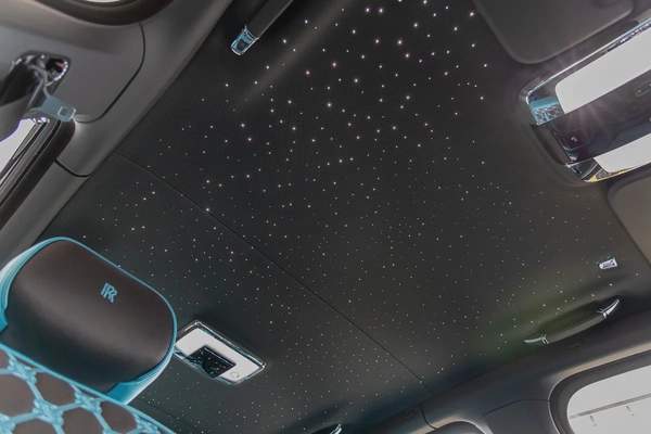 ROLLS ROYCE CULLINAN | BLACK BADGE | BESPOKE PREMIUM AUDIO | DUALITY SEATS | European Specs | 2026