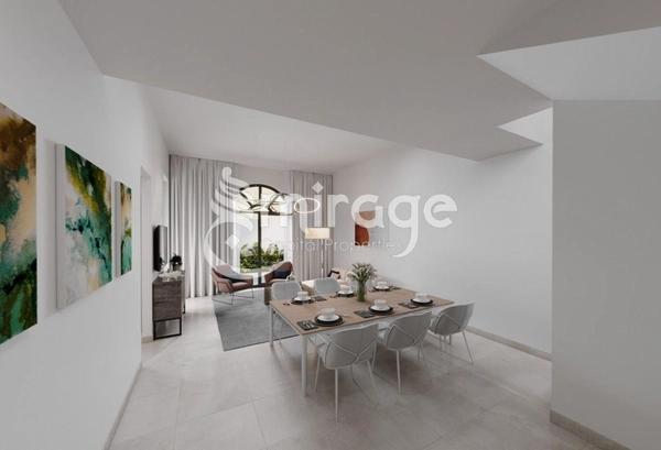 Single Row | Stunning Location | Perfect Deal