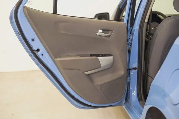 AED 18,999 | KIA PICANTO 2020 | WELL MAINTAINED | 1 YEAR WARRANTY | GCC