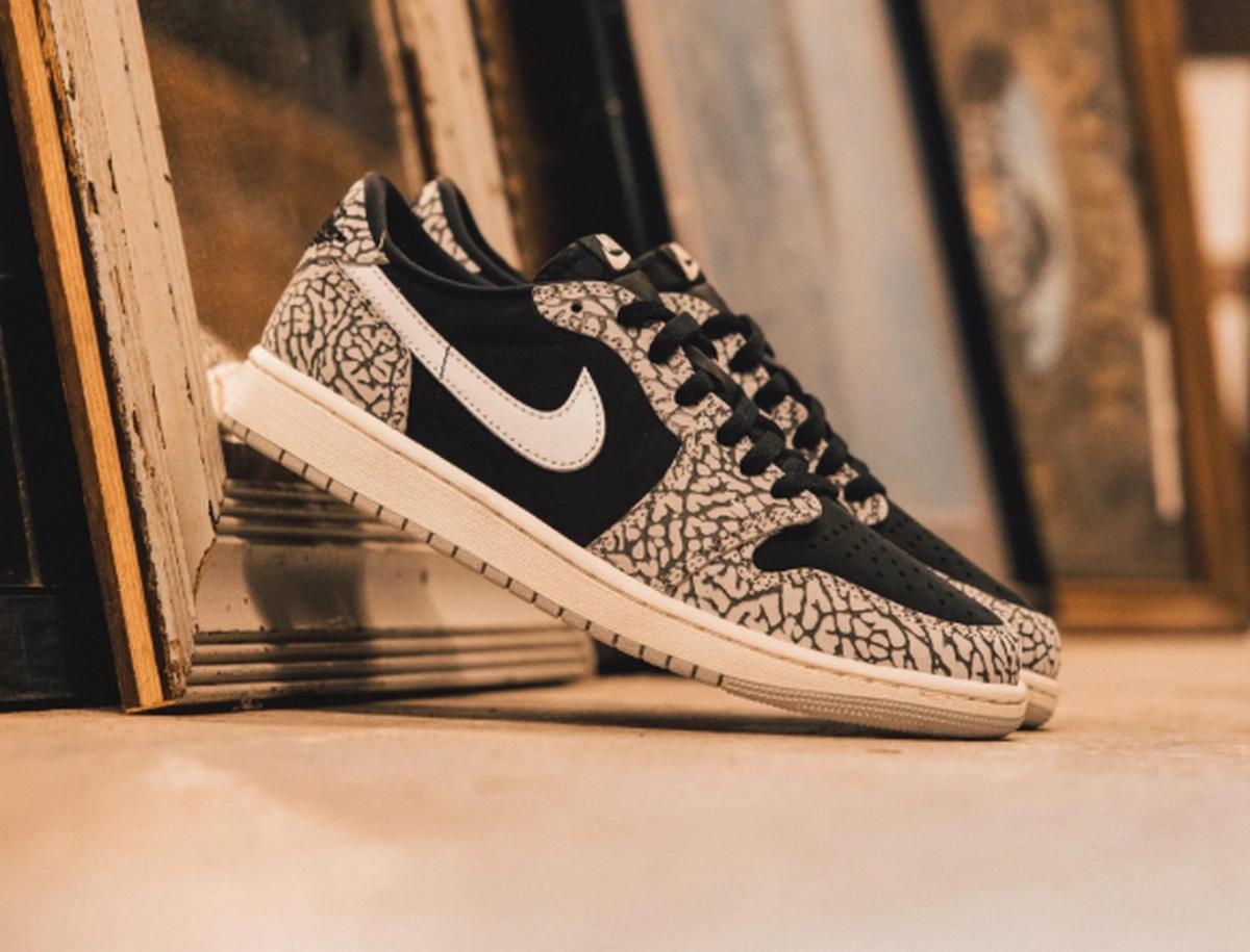 Jordan 1 Retro Low OG "Black Cement" sneakers-1-1