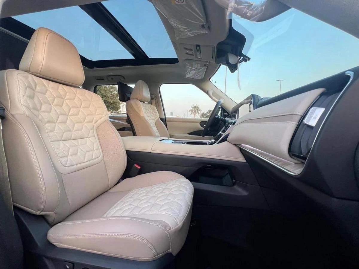 Nissan Patrol LE Platinum City 3.5L-7-7