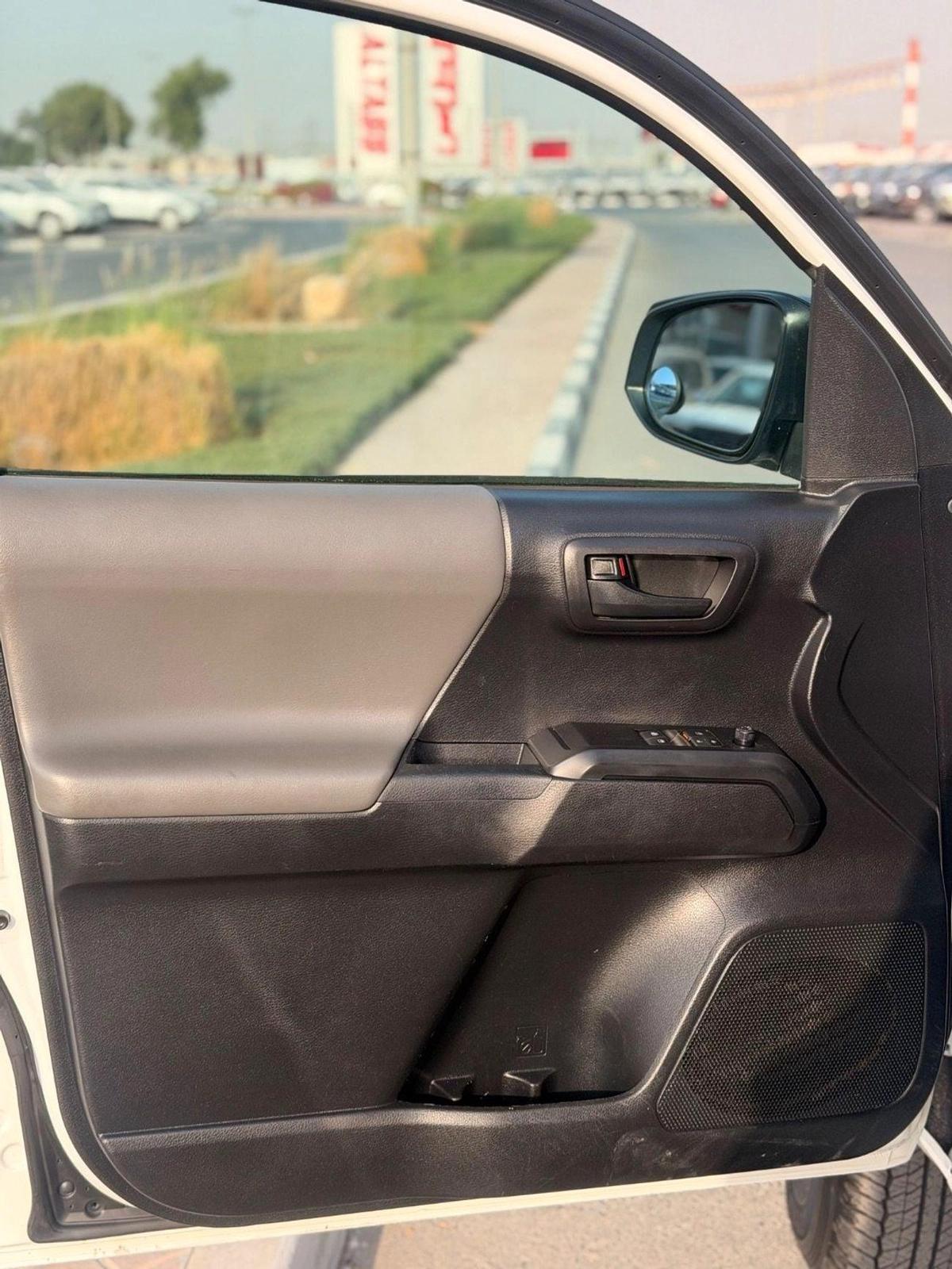 Toyota Tacoma Tacoma SR-9-9