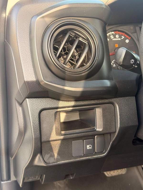 Toyota Tacoma Tacoma SR