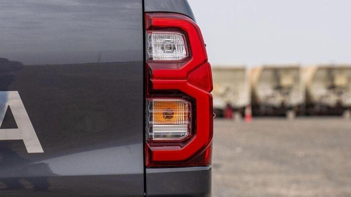 Toyota Hilux HILUX ADVENTURE 2.8L DIESEL 2024-10-10