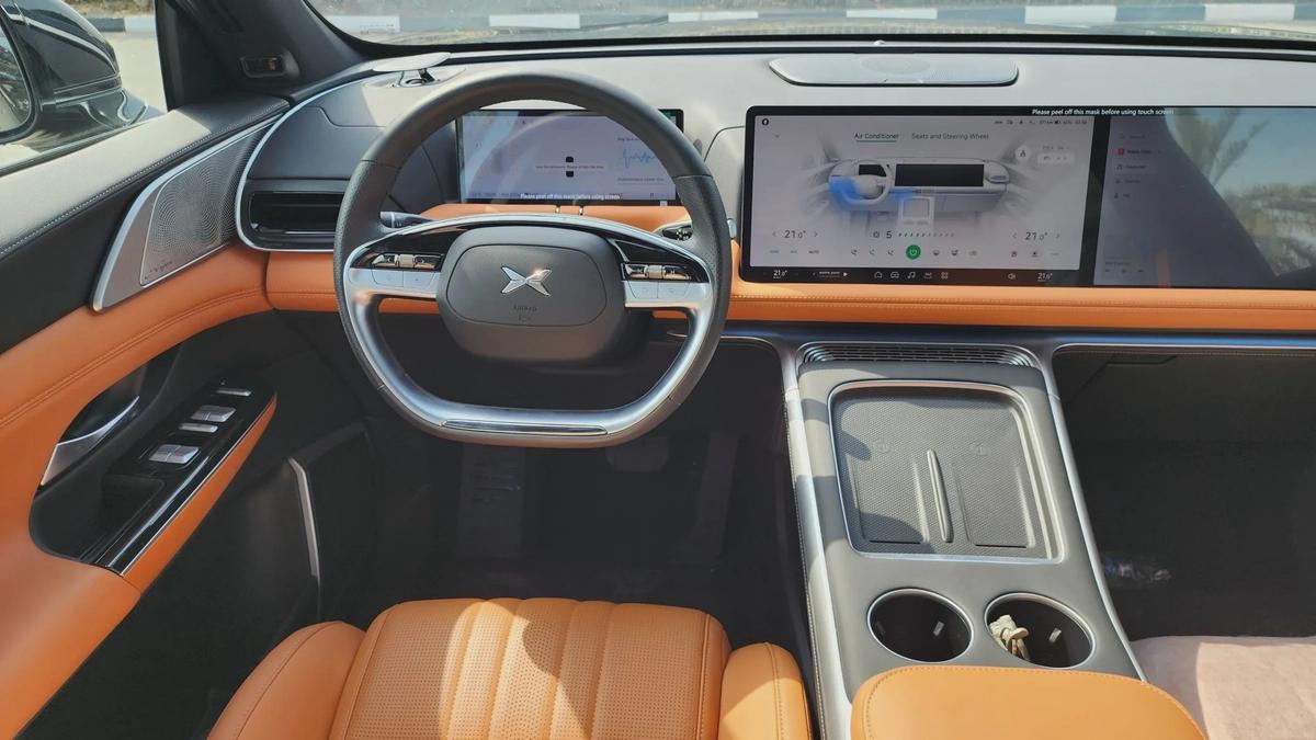 XPENG G9 (Black Orange)-18-18