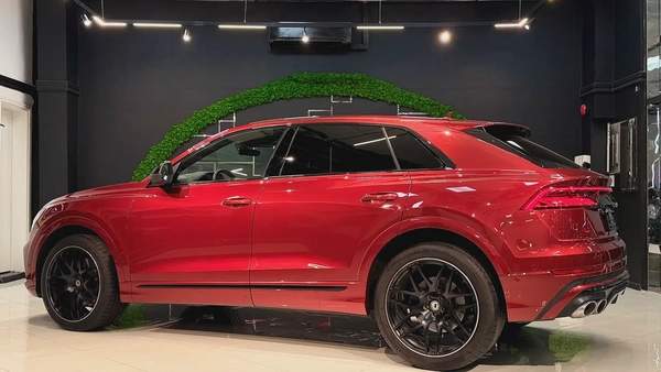 Audi S Q8 4.0 TFSI quattro 2021 - European Specs - GCC Stock