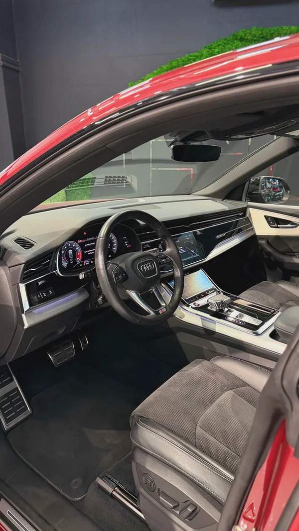 Audi S Q8 4.0 TFSI quattro 2021 - European Specs - GCC Stock