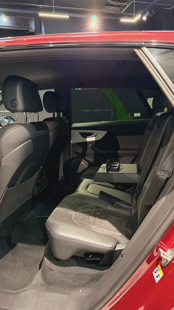 Audi S Q8 4.0 TFSI quattro 2021 - European Specs - GCC Stock