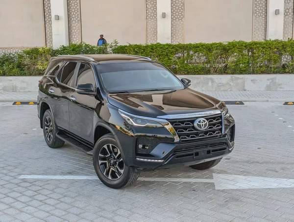 TOYOTA FORTUNER 2019 FACELIFTED 2025 GCC V4 2.7L IN EXCELLENT CONDITION