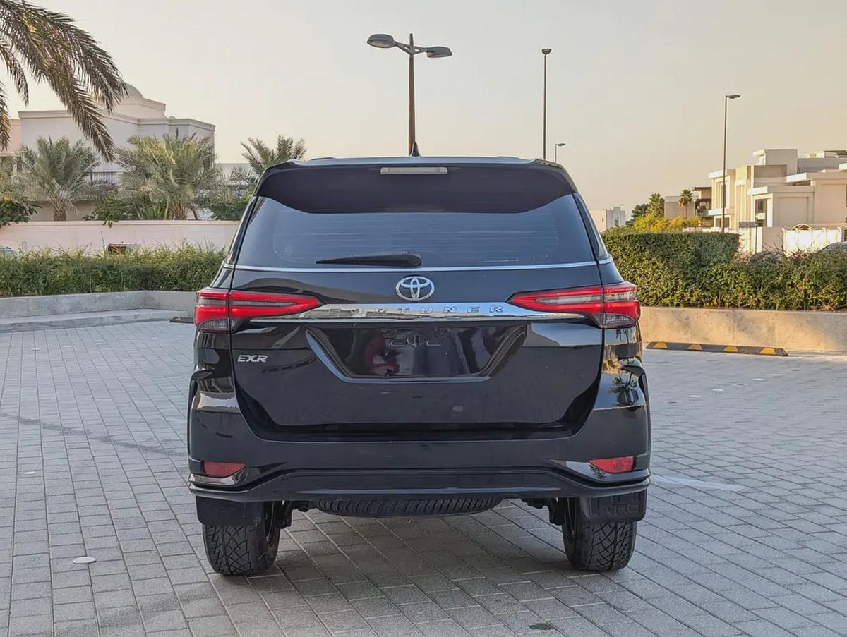 TOYOTA FORTUNER 2019 FACELIFTED 2025 GCC V4 2.7L IN EXCELLENT CONDITION-15-15