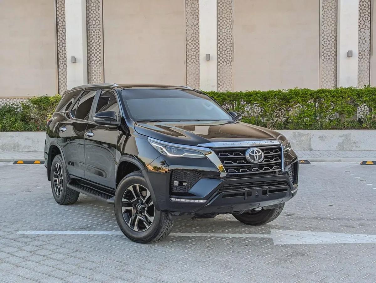 TOYOTA FORTUNER 2019 FACELIFTED 2025 GCC V4 2.7L IN EXCELLENT CONDITION-18-18