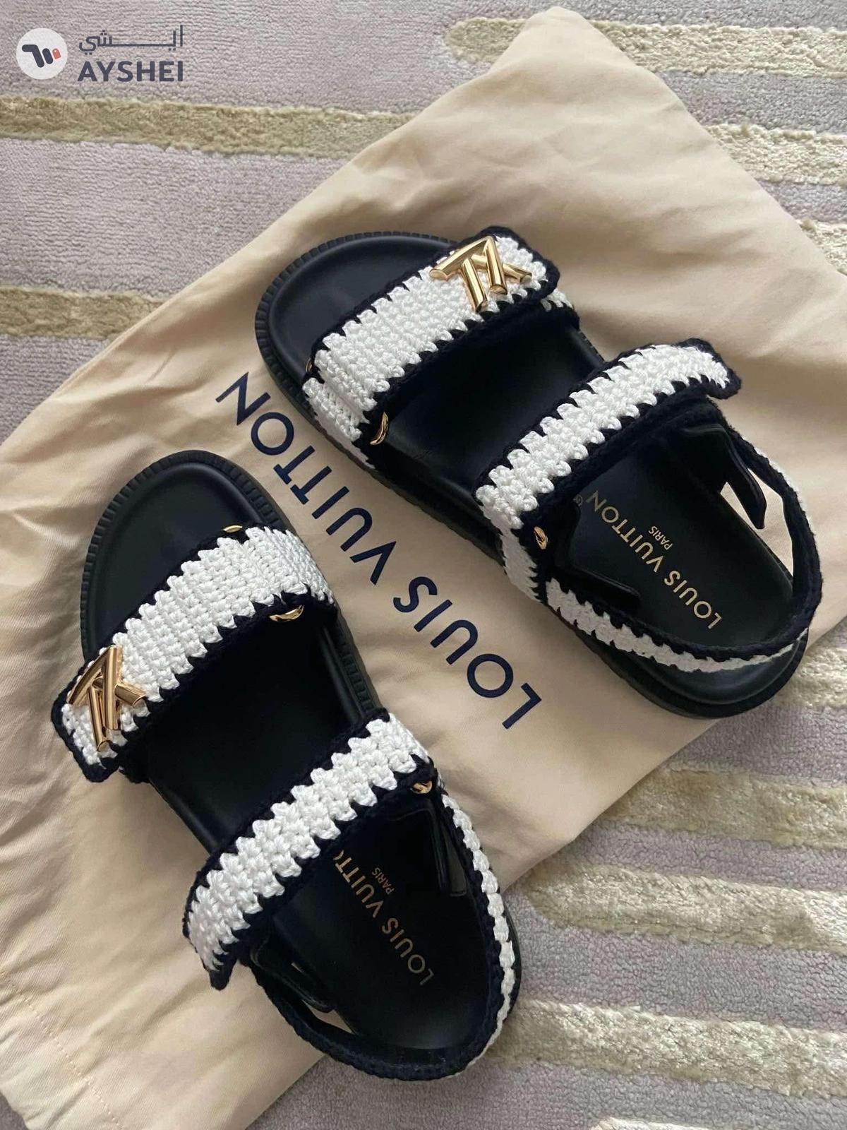 Louis Vuitton Sunset Flat Comfort Sandal Size 39-0-0