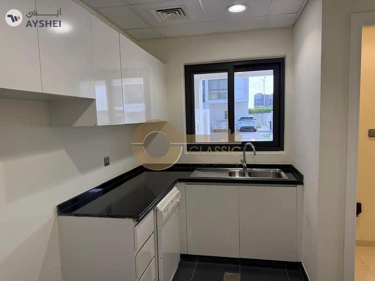 Stylish 2BR Townhouse | Middle unit | R2M11 Type-1-landscape