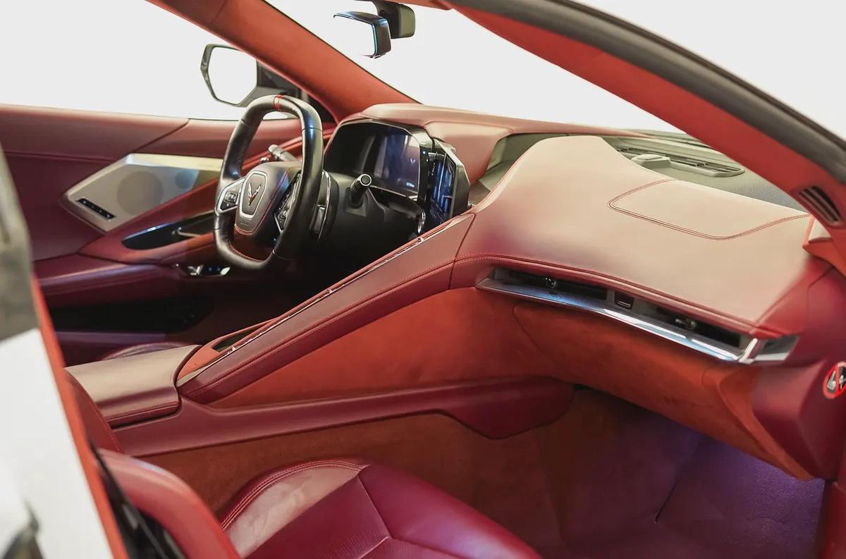 AED 3744 PM | CORVETTE STINGRAY 3LT 2020 | 1 YEAR WARRANTY | GCC-12-12