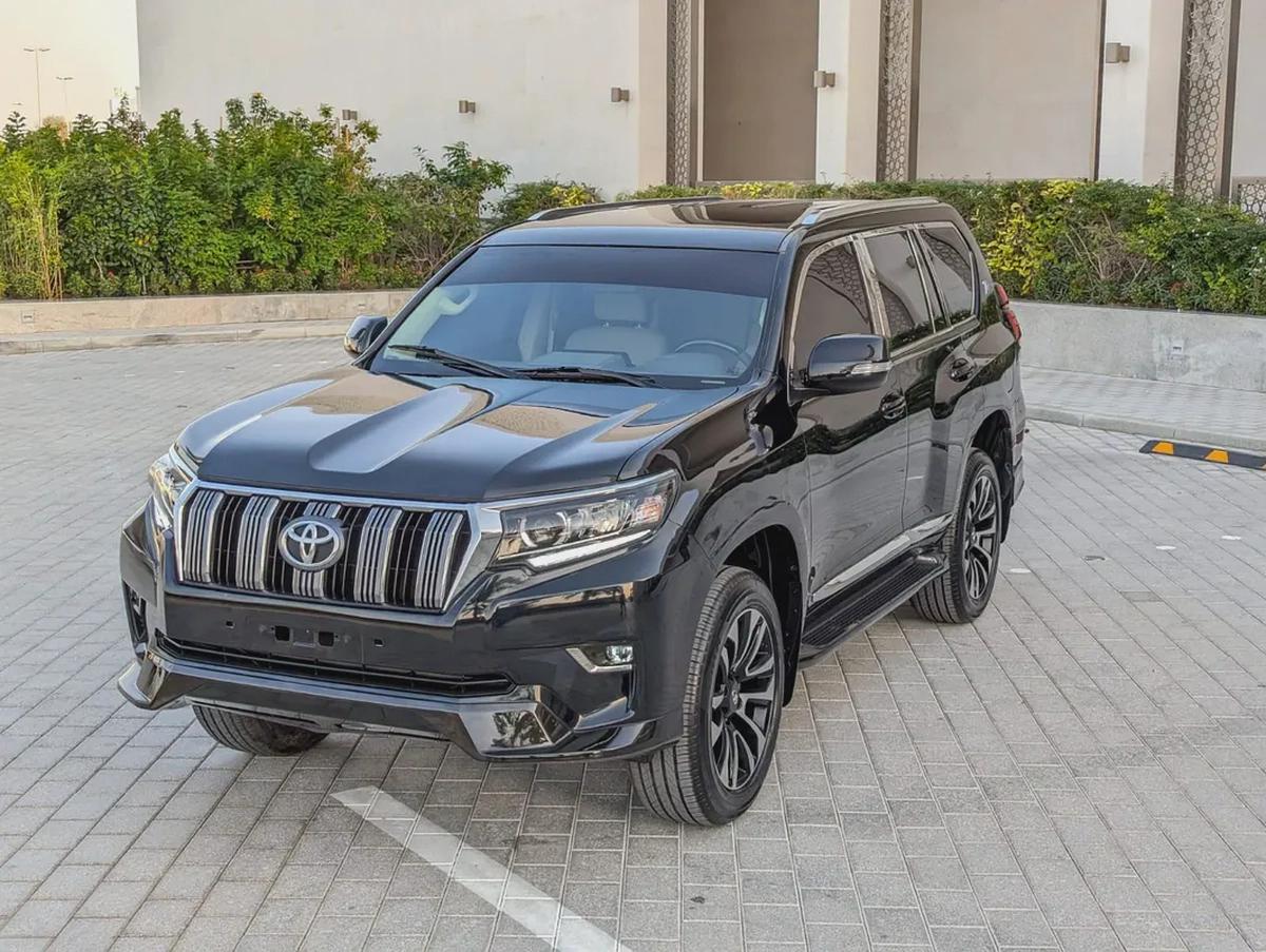 TOYOTA PRADO 2021 GCC V4 2.7L LOW MILEAGE IN EXCELLENT CONDITION-1-1