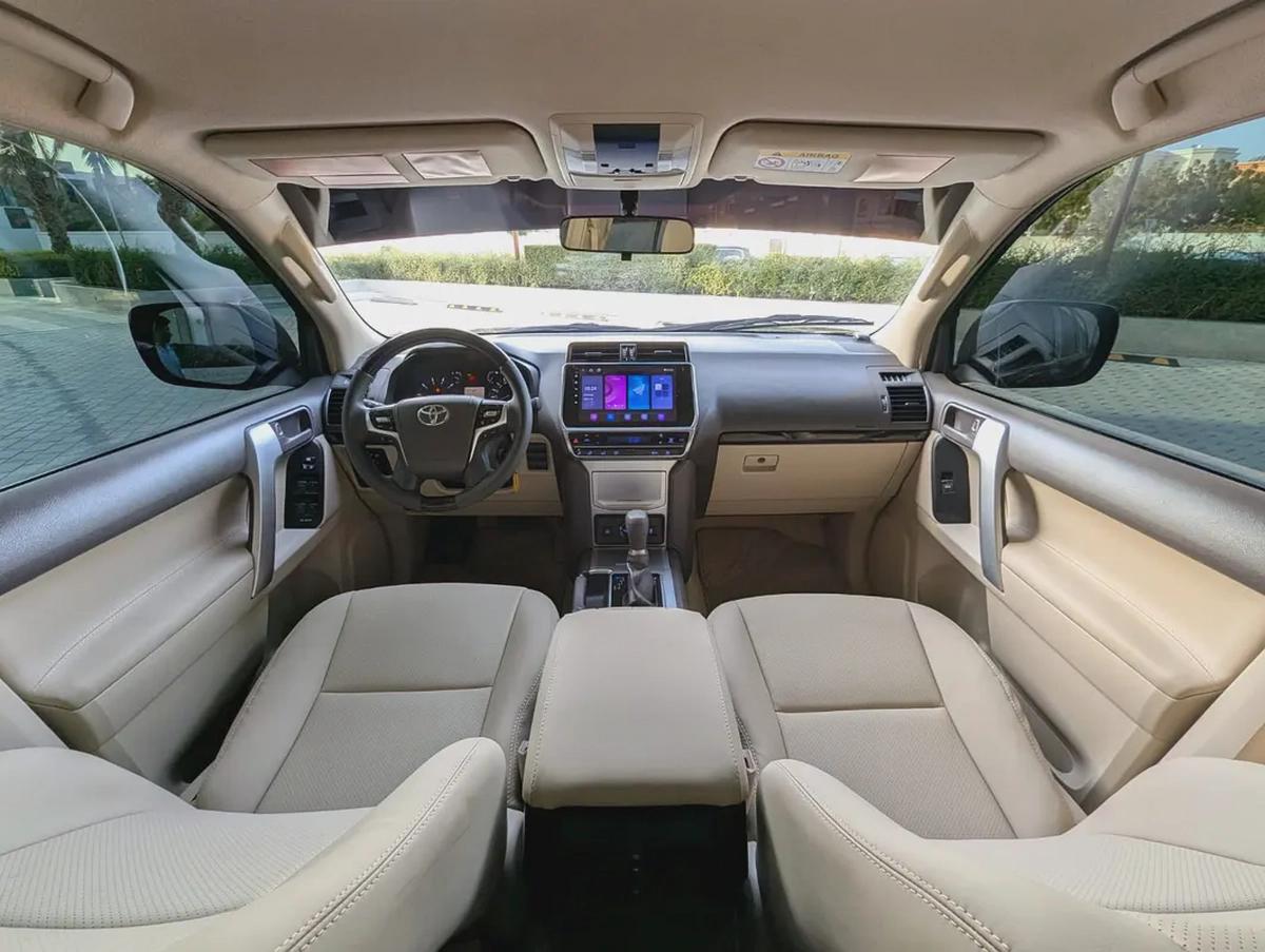 TOYOTA PRADO 2021 GCC V4 2.7L LOW MILEAGE IN EXCELLENT CONDITION-2-2