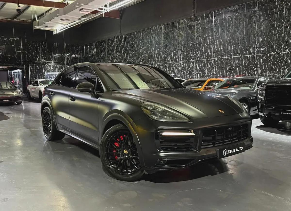 Porsche Cayenne GTS Coupé 2021 GCC specs for 260,000.00 AED-2-2