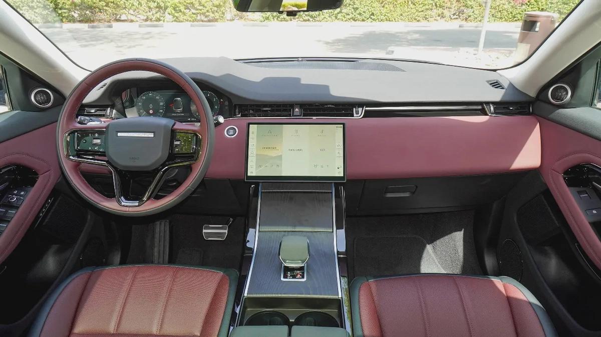RANGE ROVER EVOQUE SE P250 DYNAMIC 2025!! FIVE YEARS WARRANTY!! THREE YEARS SERVICE CONTRACT-5-5