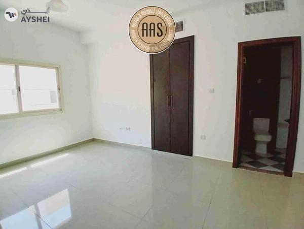 Spacious Studio★ Ready to Move ★Close To RTA Bus