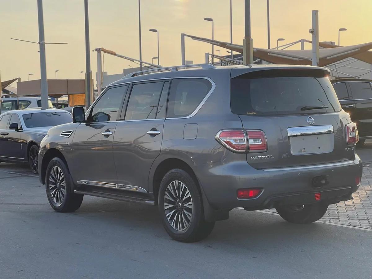Nissan Patrol LE Platinum 2016 - GCC Specs - Excellent Condition-3-3