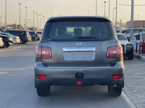 Nissan Patrol LE Platinum 2016 - GCC Specs - Excellent Condition
