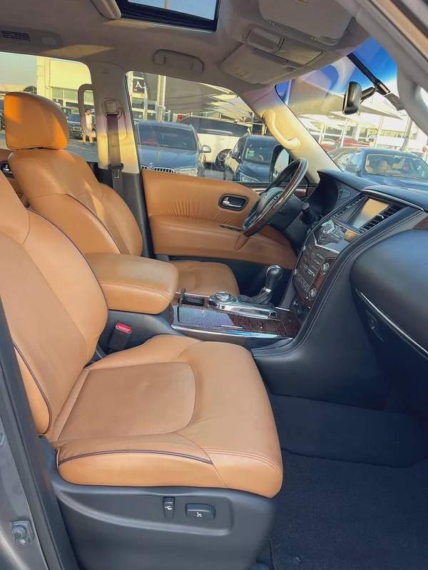 Nissan Patrol LE Platinum 2016 - GCC Specs - Excellent Condition