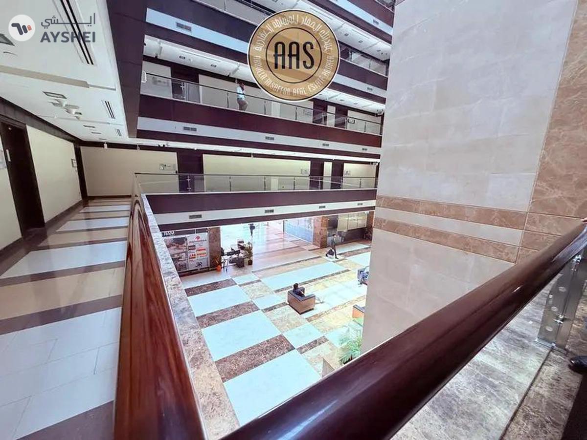 Spacious office for rent in dip 1 Dubai-0-0