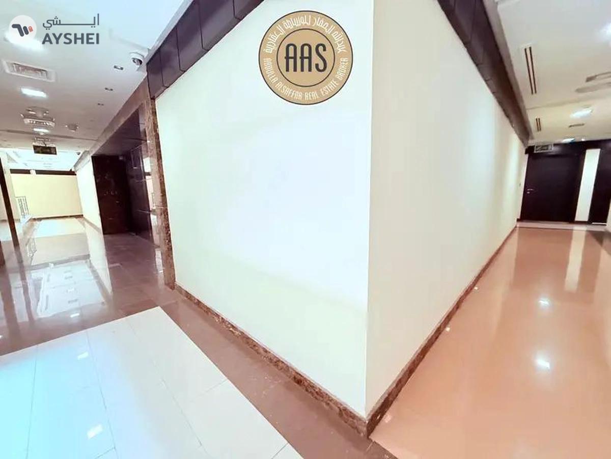 Spacious office for rent in dip 1 Dubai-1-1