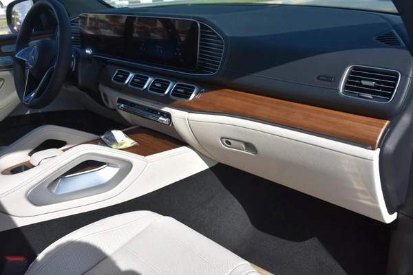 MERCEDES BENZ GLE450E ( HYBRID ) 2024 | BLUE