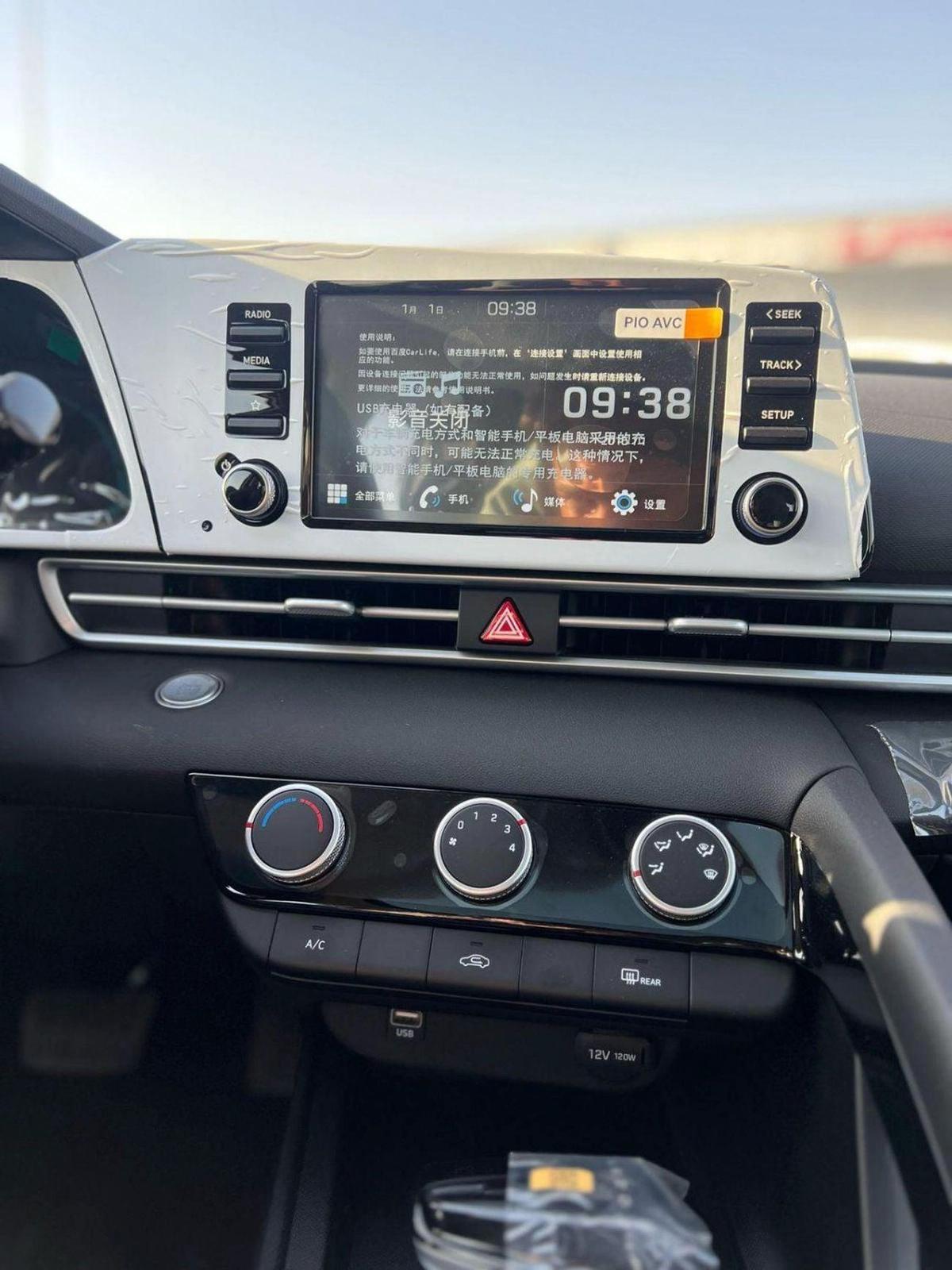 Hyundai Elantra 2025 Hyundai Elantra 1.5L - China- Full Options - Brand New-3-3