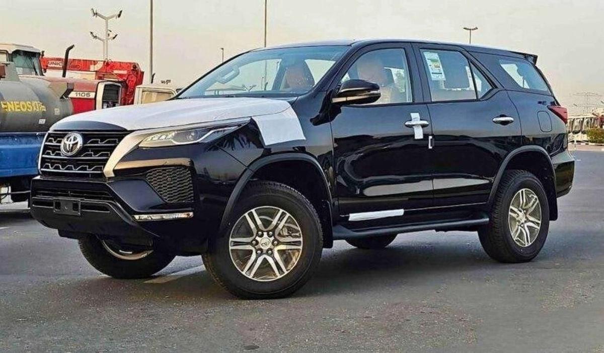Toyota Fortuner Toyota fortuner 2.7L petrol MY2024 V4 FOR EXPORT ONLY.-1-1