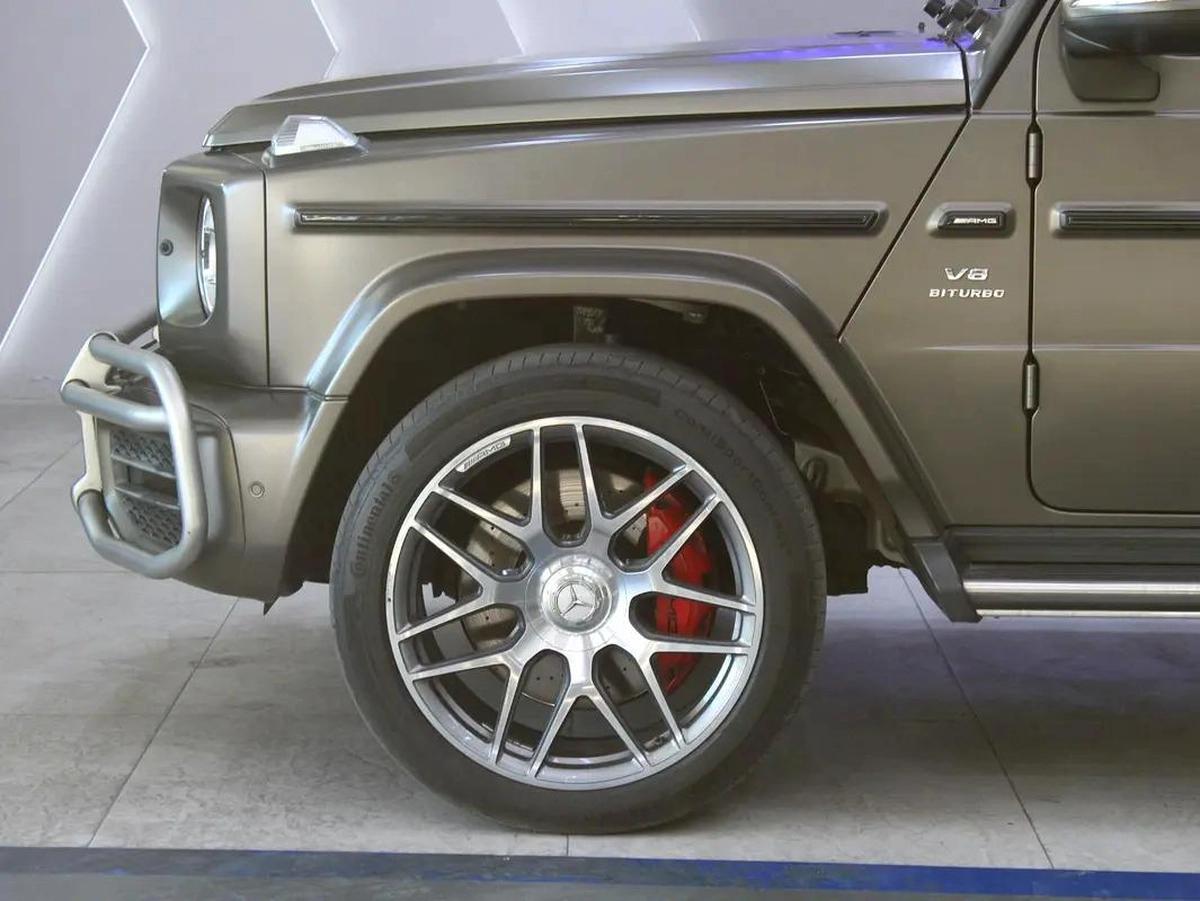 2023 - Mercedes-Benz G63 AMG V8-2-2