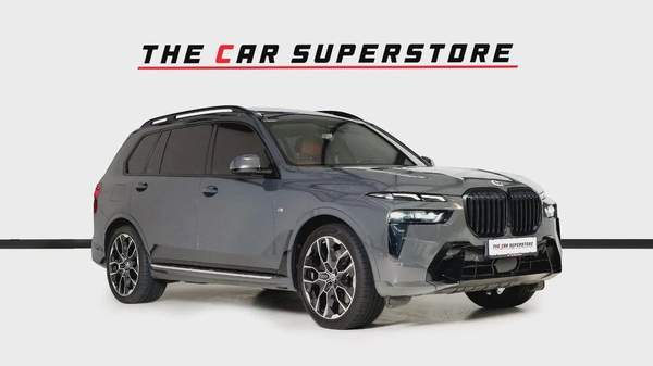 BMW X7 X-Drive 40i M Sport-GCC-AGMC Warranty and Service Contract Until 01/2028- 1 Owner-7 Seats