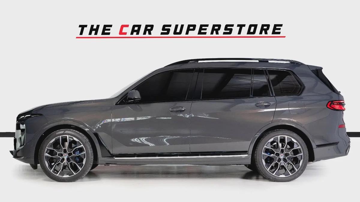 BMW X7 X-Drive 40i M Sport-GCC-AGMC Warranty and Service Contract Until 01/2028- 1 Owner-7 Seats-4-4