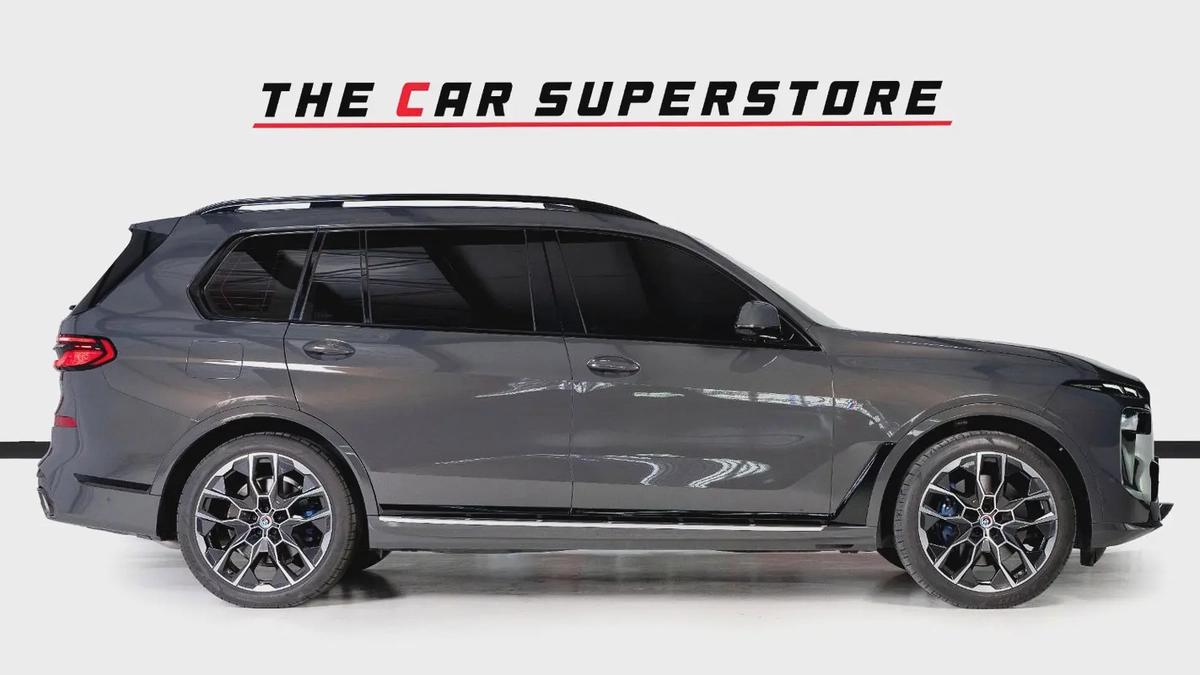 BMW X7 X-Drive 40i M Sport-GCC-AGMC Warranty and Service Contract Until 01/2028- 1 Owner-7 Seats-8-8