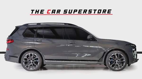 BMW X7 X-Drive 40i M Sport-GCC-AGMC Warranty and Service Contract Until 01/2028- 1 Owner-7 Seats