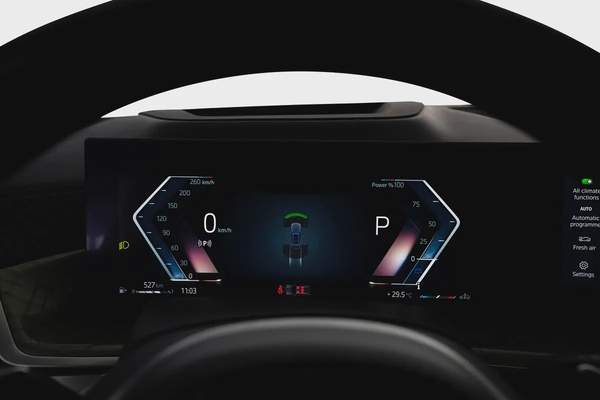 BMW X7 X-Drive 40i M Sport-GCC-AGMC Warranty and Service Contract Until 01/2028- 1 Owner-7 Seats