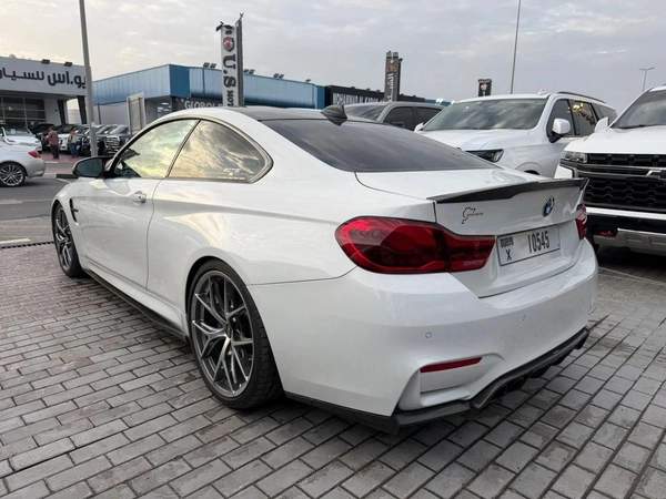 BMW M4 Std 3.0L