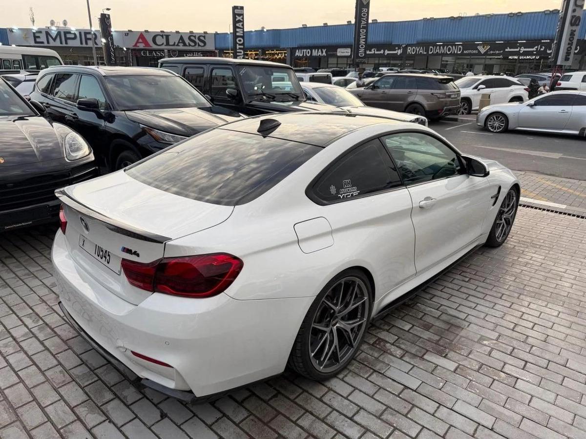 BMW M4 Std 3.0L-7-7
