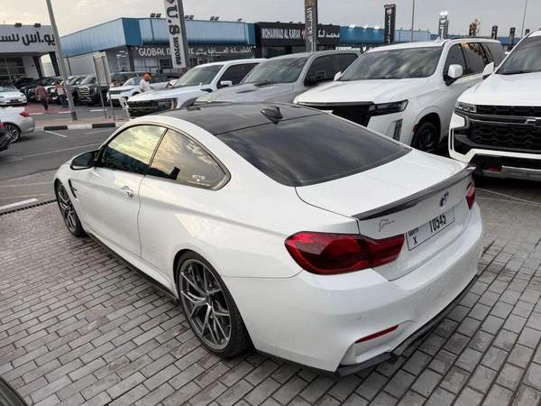 BMW M4 Std 3.0L