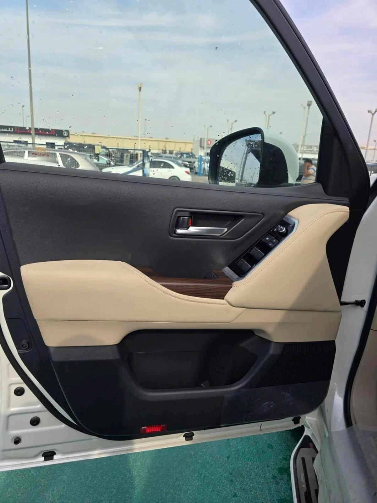 Toyota Land Cruiser GXR 4.0L 2025 MODEL SUNROOF ELECTRIC SEAT-5-5