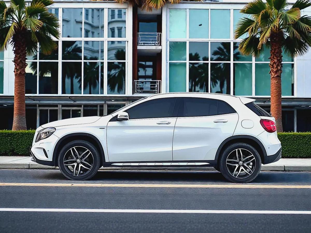 AED 1393 P.M | MERCEDES BENZ | GLA250 | 2.0L | 2017 | GCC | EXCELLET CONDITION-5-5