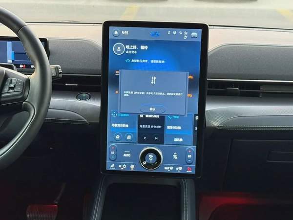 2022 Ford Mustang, black, in good condition, full options