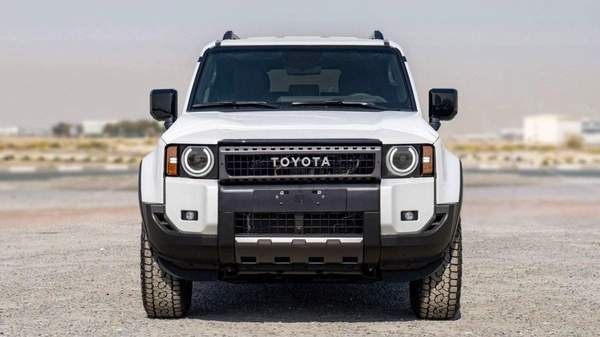 Toyota Prado TOYOTA PRADO 250 2.4P AT FIRST EDITION MY2024 – WHITE