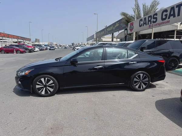 Nissan Altima SL 2019, American Specs - Excellent Condition