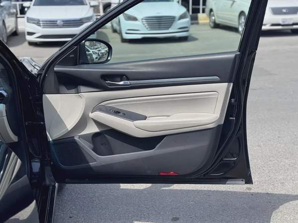 Nissan Altima SL 2019, American Specs - Excellent Condition