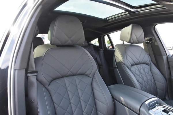 BMW X6 40i XDRIVE 2025 | BLACK